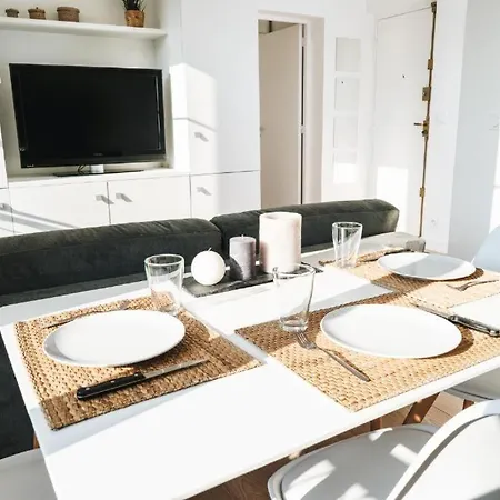 Parisian Romantic - 4 Pers - Wifi Apartment *