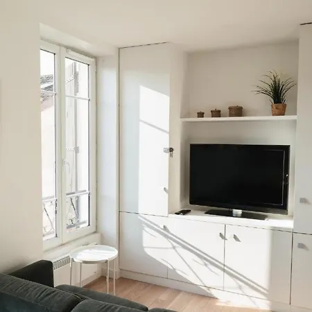 شقة Parisian Romantic - 4 Pers - Wifi *